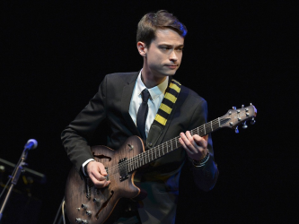 Российский гитарист Евгений Побожий стал победителем престижного джазового конкурса в США