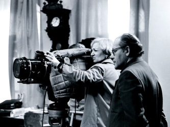 Еврейский музей и центр толерантности представляет выставку «Женщина за кадром»